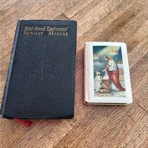 Saint Joseph Continuous Sunday Missal & Little Child of God Prayerbook